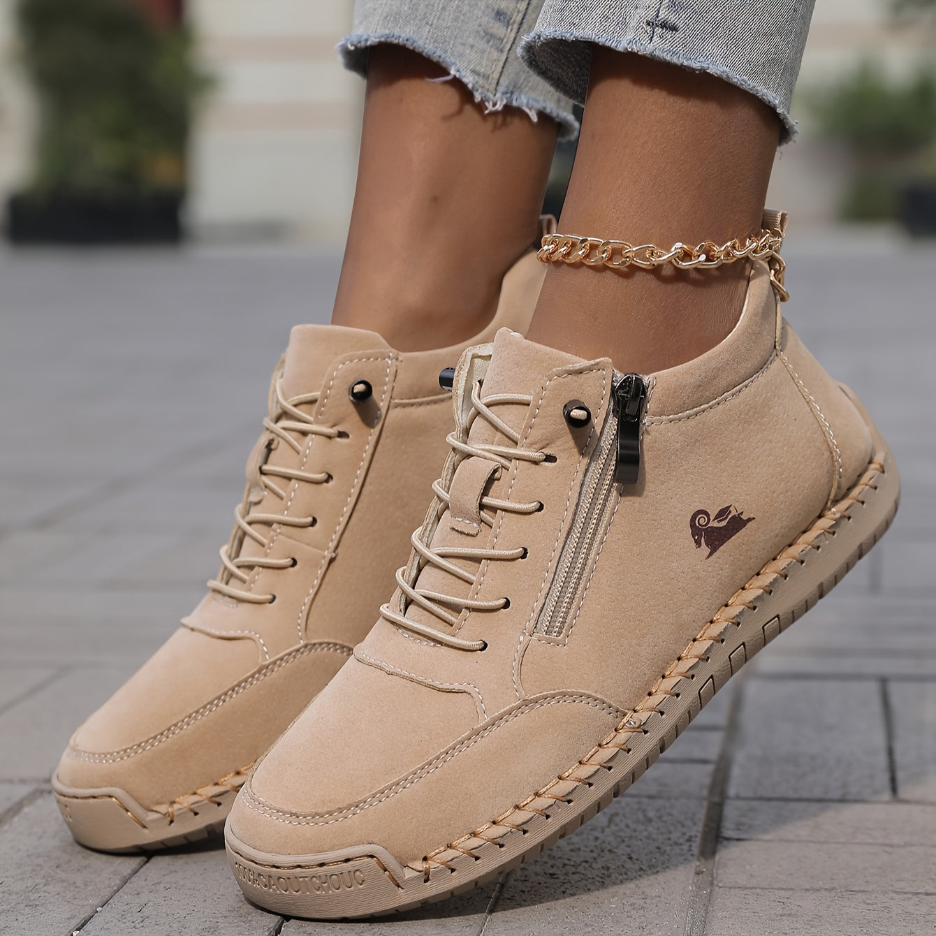 Émy™ | Therapeutic Comfort Sneakers