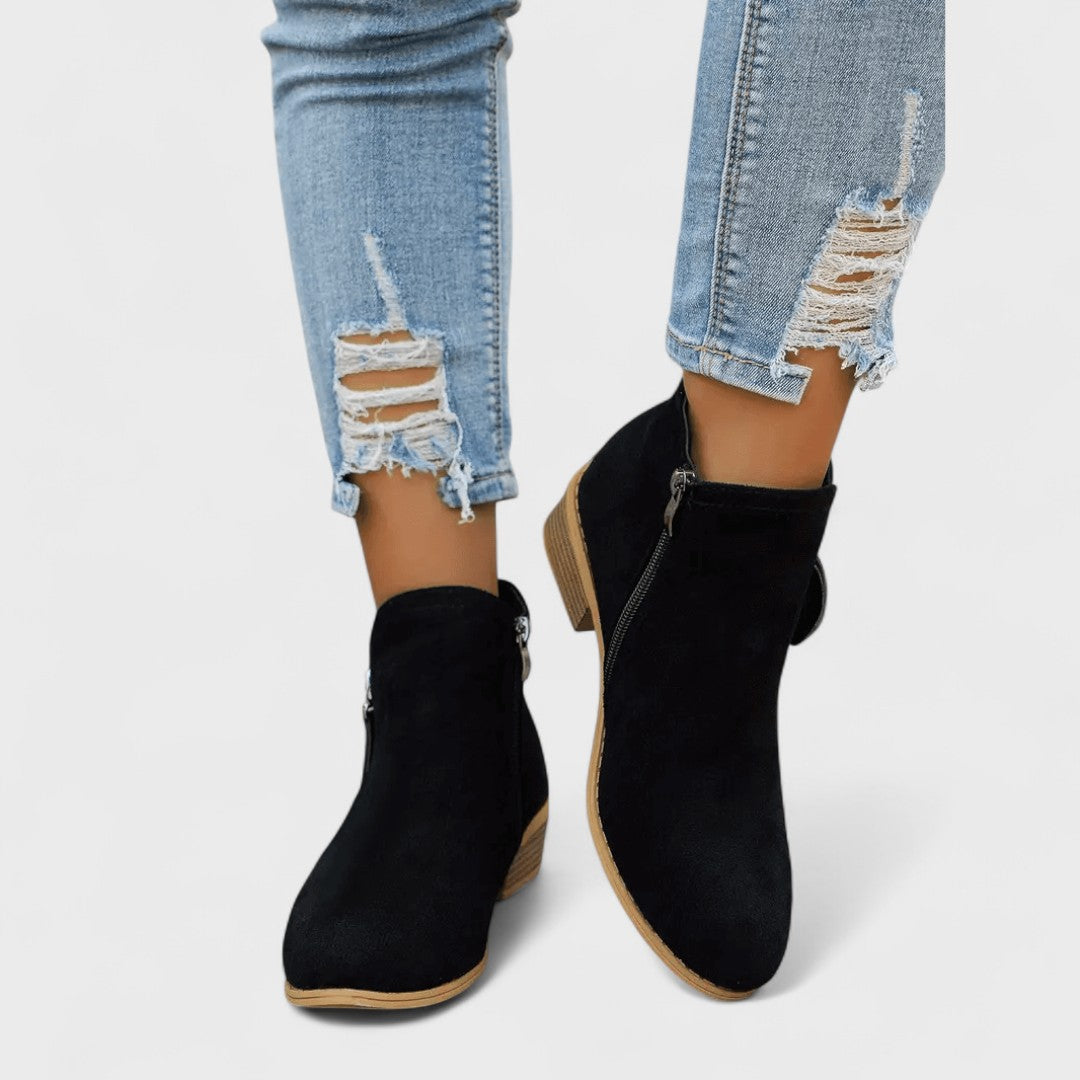 Fiora - Elegáns Vintage Csizma