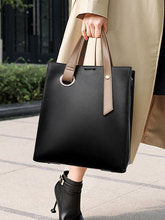 Lydia - Elegáns Minimalista